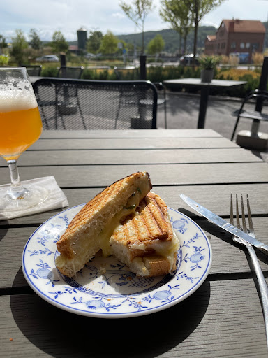 Ham On Rye - Bageri & Kök (kvarterskrog) - Thumbnail