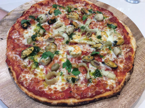 Photo 2 - Angelo Pizza et épicerie