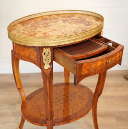 Photo n°6 de GONNETAN ANTIQUITES à Salins-les-Bains (Service de restauration d'œuvres d'art)