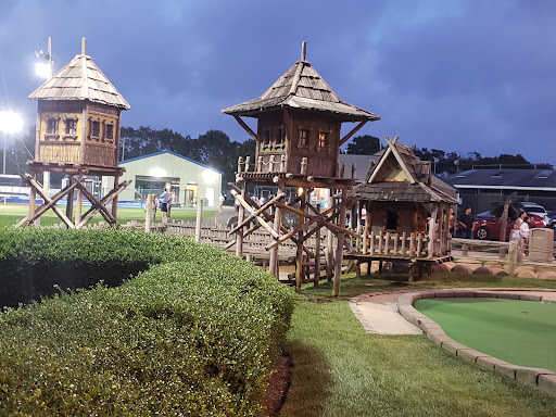 Skull Island Miniature Golf - Thumbnail