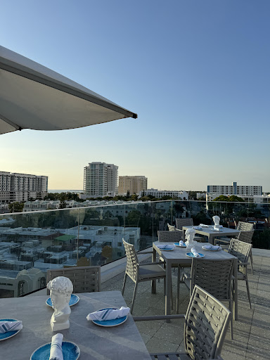 Perspective Rooftop Pool Bar - Thumbnail