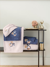 Photo n°11 de Carré Blanc - Marseille Paradis à Marseille (Magasin d'ameublement et de décoration)