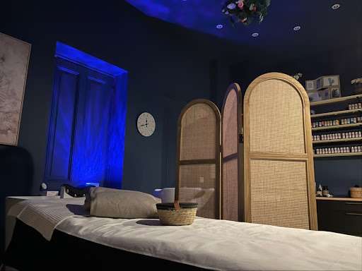 Les Bains - Maison de Coiffure Gallery - France