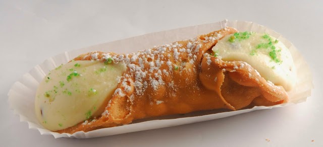 De Lillo Pastry Shop