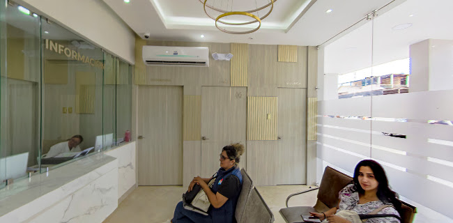 Clínica-Hospital "La Cigüeña" - Machala