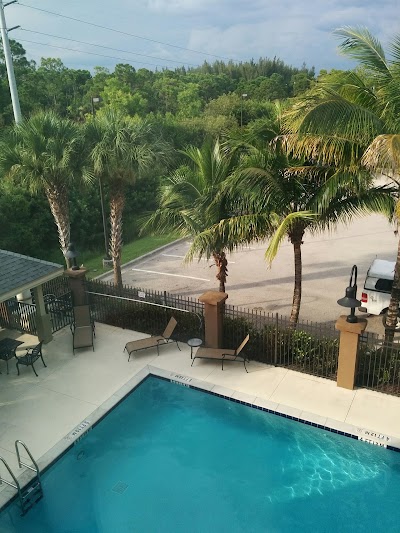 Photos of Candlewood Suites Fort Myers-Sanibel Gateway