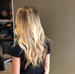 Photo n°22 de Karine Mazzelli Coiffure à La Ciotat (Perruquier)