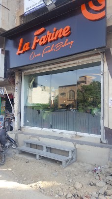 La Farine Oven Fresh Bakery karachi