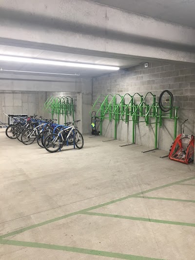 Roberts Commons Public Bike Parking