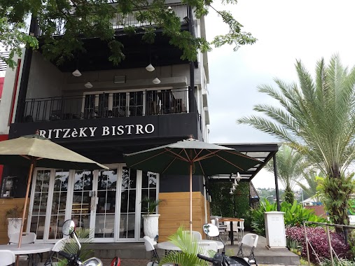 Ritzeky Bistro Cafe & Resto, Author: irene tirtania