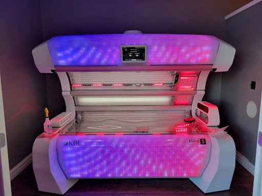 L.A. TAN/ SORÉ WELLNESS