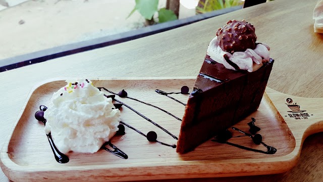 Slowride Coffee&Cafe