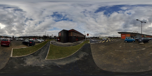 Photo 10 - Burger King