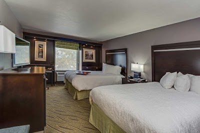 Photos of Hampton Inn & Suites Elyria