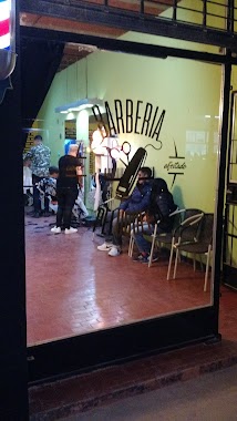 Barber Shop Y Peluquería De La Cabeza, Author: Juan Leiva