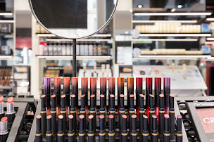 Photo n°4 de MAC Cosmetics à Paris (Maquilleur.euse)