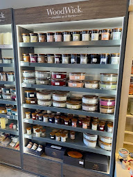 Photo n°8 de LE GRENIER MALIN - Meubles et Déco à Fontenay-le-Comte (Magasin de canapés)