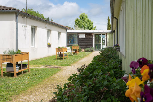 Photo de EHPAD Les Jardins de Plaisance à Saint-Yrieix-la-Perche (87500)