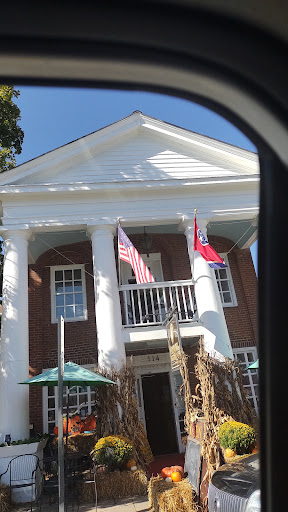 Landmark Booksellers | Franklin, Tennessee
