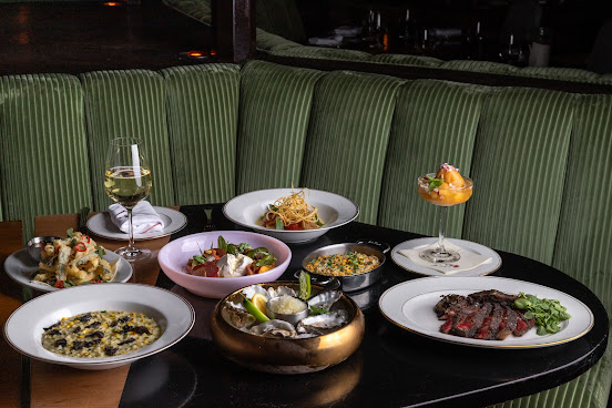 Delilah Los Angeles by null