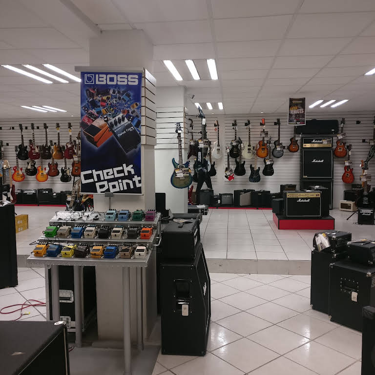 Hermes Music Club Guadalajara - Tienda De Instrumentos Musicales en Zona  Centro