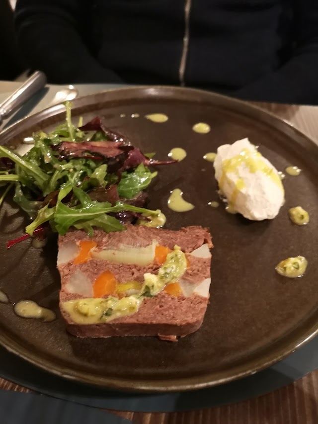 BRASSERIE "LA DISTILLERIE" HOTEL CHAIS MONNET