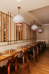 Photo n°1 de MOSUGO FRIED CHICKEN PAR MORY SACKO - Paris 2 à Paris (Poulet frit à emporter)