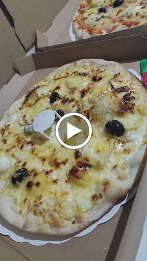 Photo 6 - Ruby’S Pizza