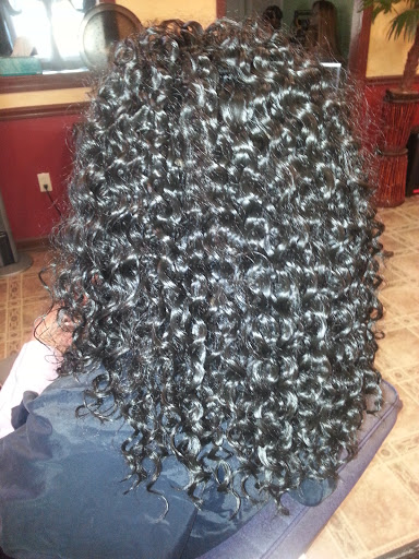 Sisters N Effect Salon & Boutique - Thumbnail