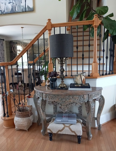 Deja Vu Home Furnishings Consignment