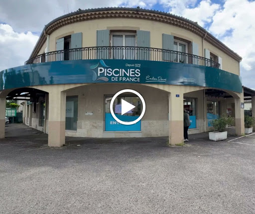 Photo de Piscines de France - Pisciniste Pierrelatte (26) - construction de piscine à Vinsobres (26110)