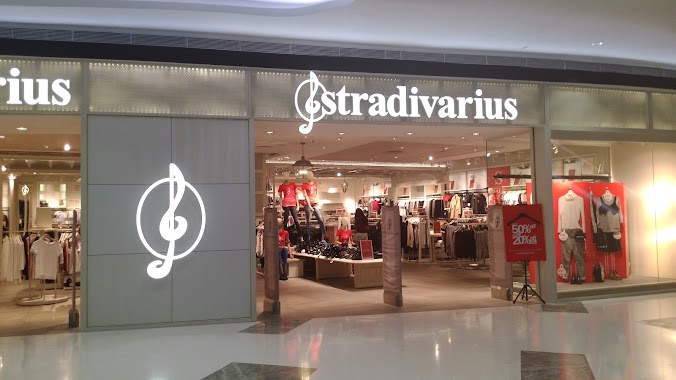 Stradivarius, Author: Jeffri Kj