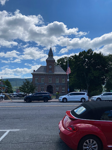 Warren County NY Old Courthouse historical marker - Thumbnail