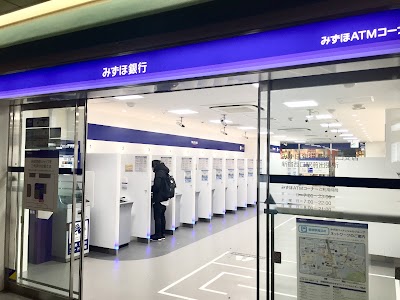 みずほ銀行 新宿西口駅前出張所 Atm Shinjuku Ku Tokyo