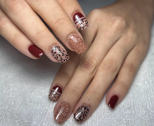 Hollywood Team Nail Spa Gallery - United States