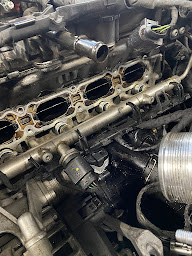 Photo n°4 de Garage auto Cristal Pneus Sallanches à Sallanches (Mécanicien)