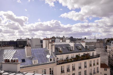 Hotel du Sentier by null