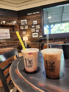 Clash Coffee Boba Lemonade 39993 CA-41, Oakhurst, CA 93644