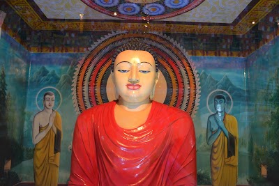 Photos of Sri Sakyamuni Buddha Mandiraya