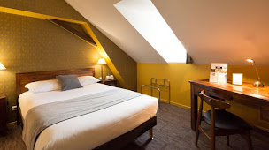 Photo n°5 de Beespok à Saint-Jean-de-la-Motte (Magasin d'ameublement d'extérieur)