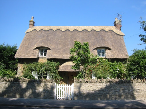 GB Thatching Services - Visual