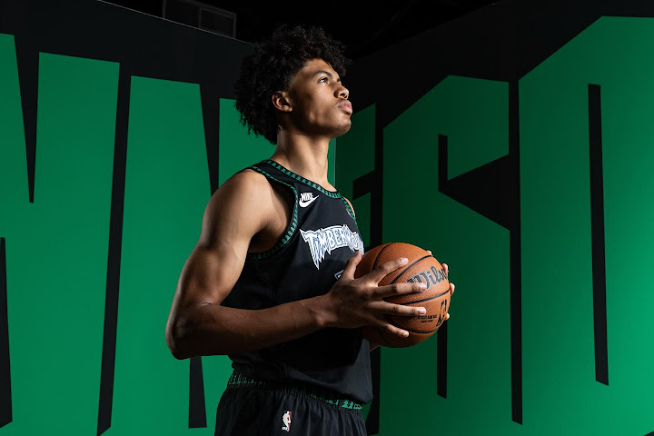 Target Center by null