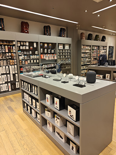 Jump+ Apple Premium Retailer (Barrie) - Thumbnail