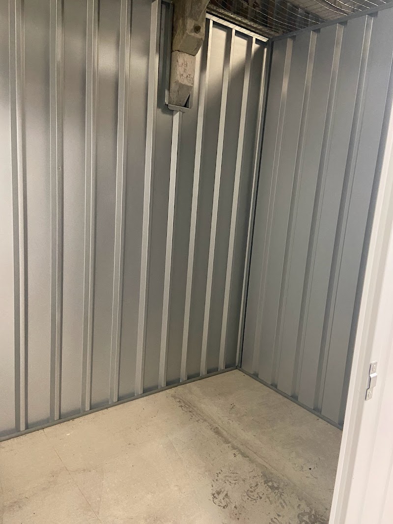 Surrey Self Storage Redhill photo 3
