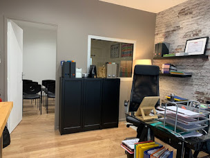 Photo n°2 de E.C.M. Auto-Ecole à Montreuil (Auto-école)