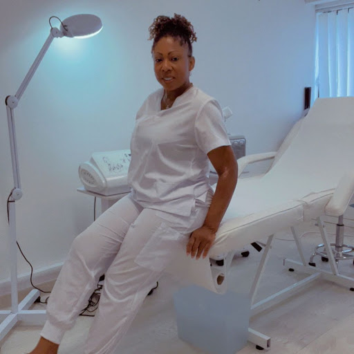 VitaGlow Aesthetics & Wellness