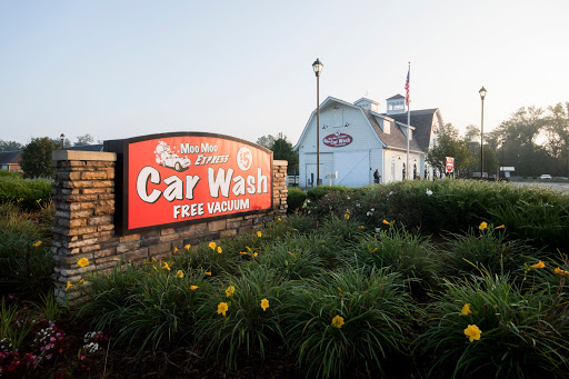 Moo Moo Express Car Wash - Pickerington Logo