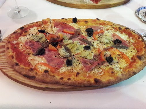 Pizzeria Capri, Author: Marilus Schoepflin