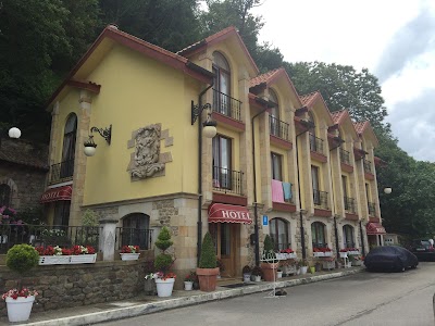 photo of Hotel Borleña, De