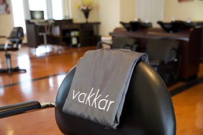 Vakkar Salon